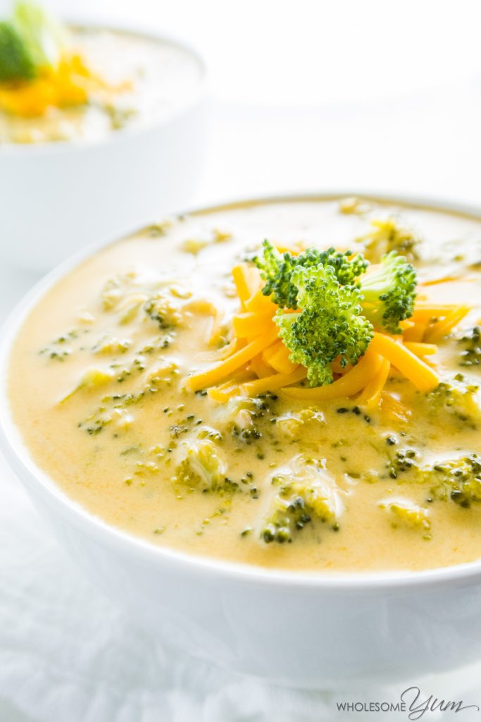 5-Ingredient Broccoli Cheese Soup (Low Carb, Gluten-free) - This easy, creamy low carb broccoli cheese soup is gluten-free, healthy, and needs just 5 ingredients. Ready in only 20 minutes!