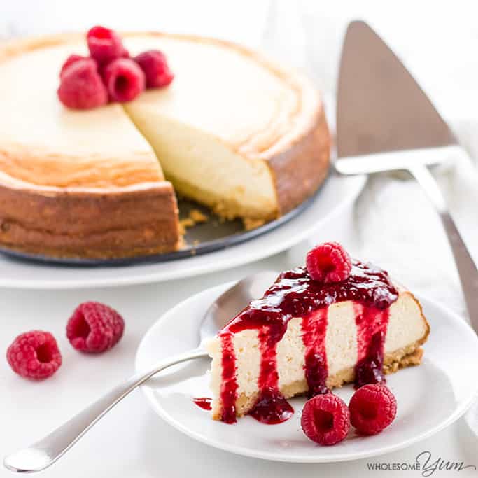 Low Carb Cheesecake Recipe - Sugar-Free Keto Cheesecake