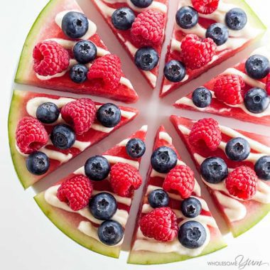 Thisquickandeasywatermelonpizzarecipewithberries,andcreamcheeseicingmakesaperfecthealthysummerdessert.Readyinminutes!It'slowcarbandgluten free,too.Detail:watermelon pizza recipe img