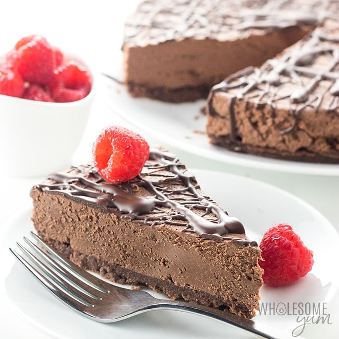 Low Carb No Bake Chocolate Cheesecake