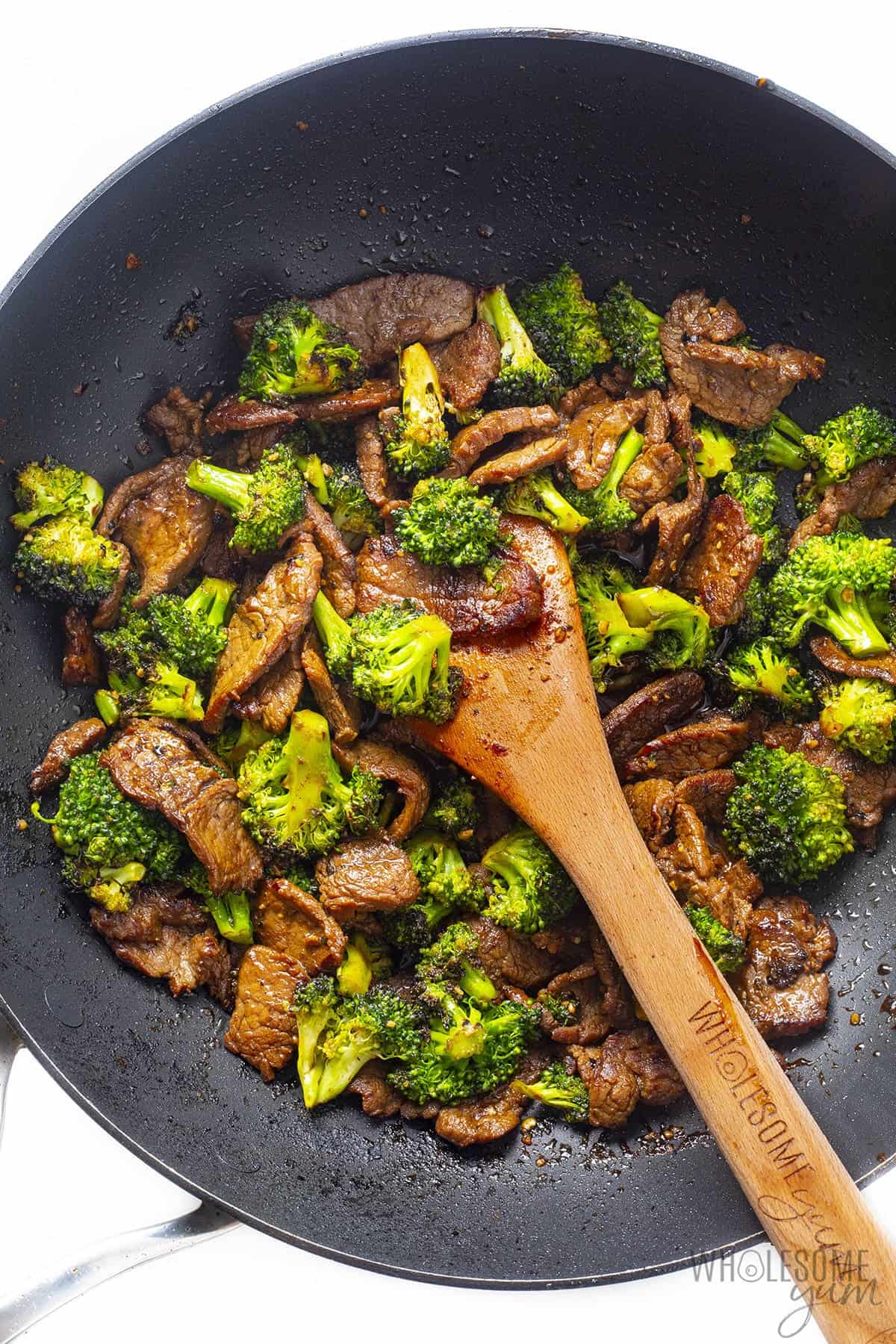 Healthy beef and broccoli in a skillet.