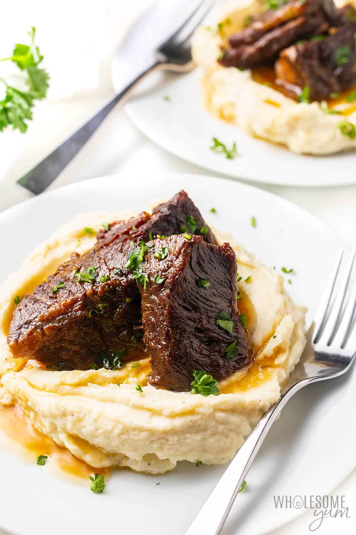 Plate of Instant Pot beef short ribs.