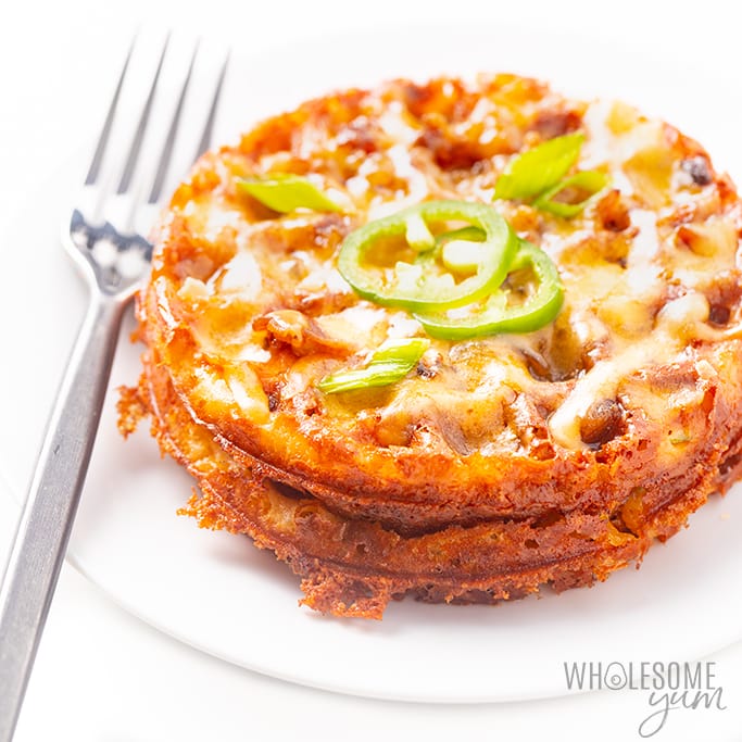 Jalapeno popper spicy chaffles with toppings