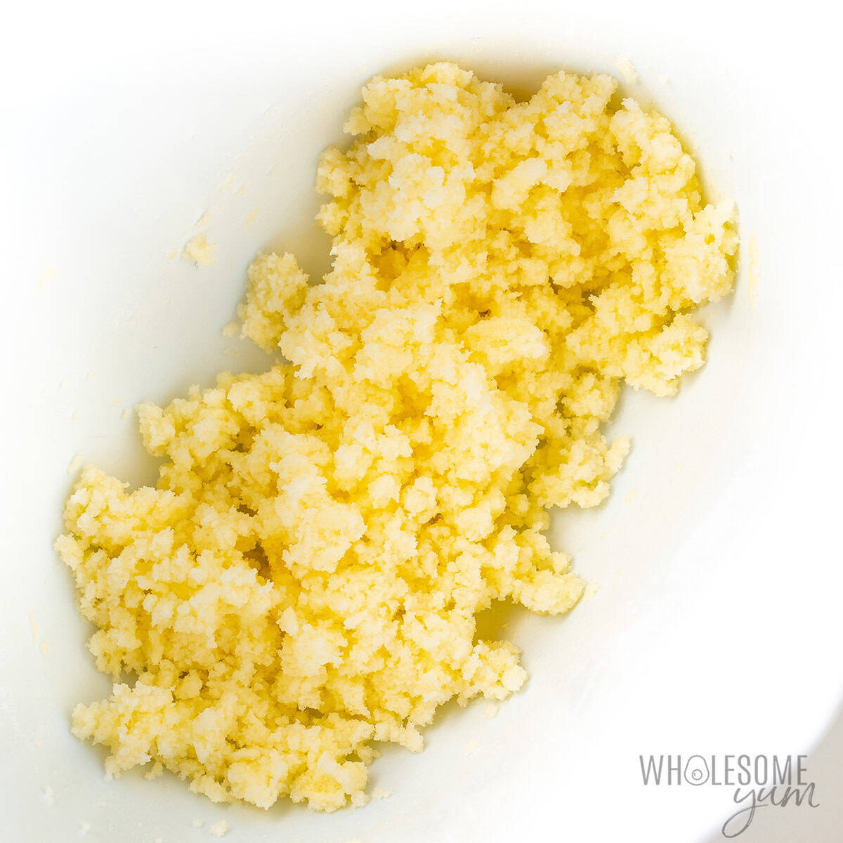 Butter and powdered Besti beaten together until fluffy.