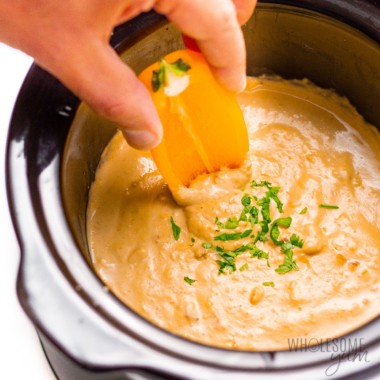 Queso dip recipe in a slow cooker