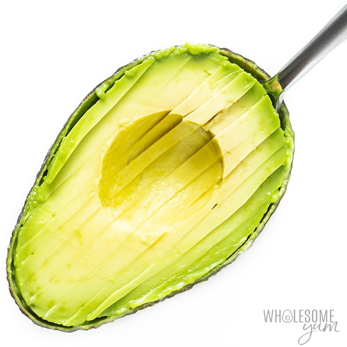 How to slice avocado for an omelette