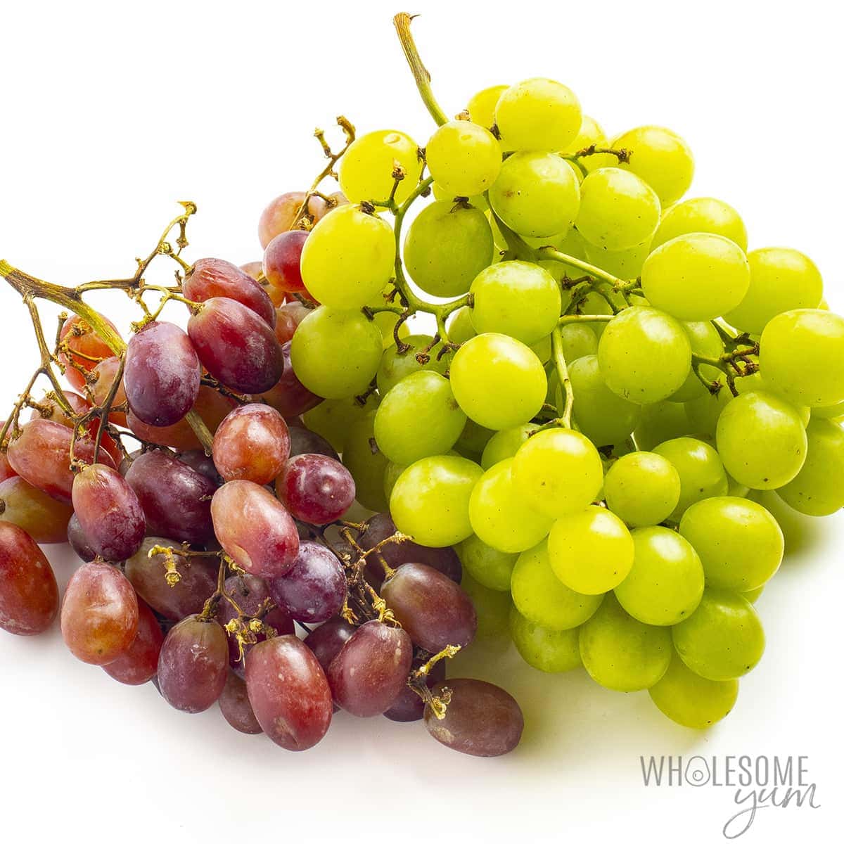 Are grapes keto, or are carbs in grapes too high? These red and green grapes are not very low in carbs.