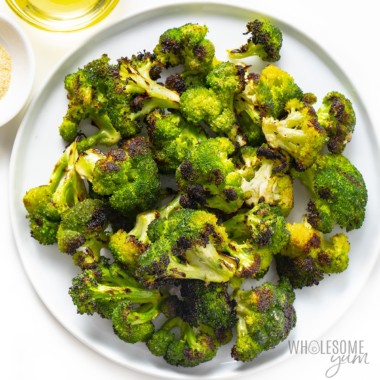 Grilled broccoli on a plate.