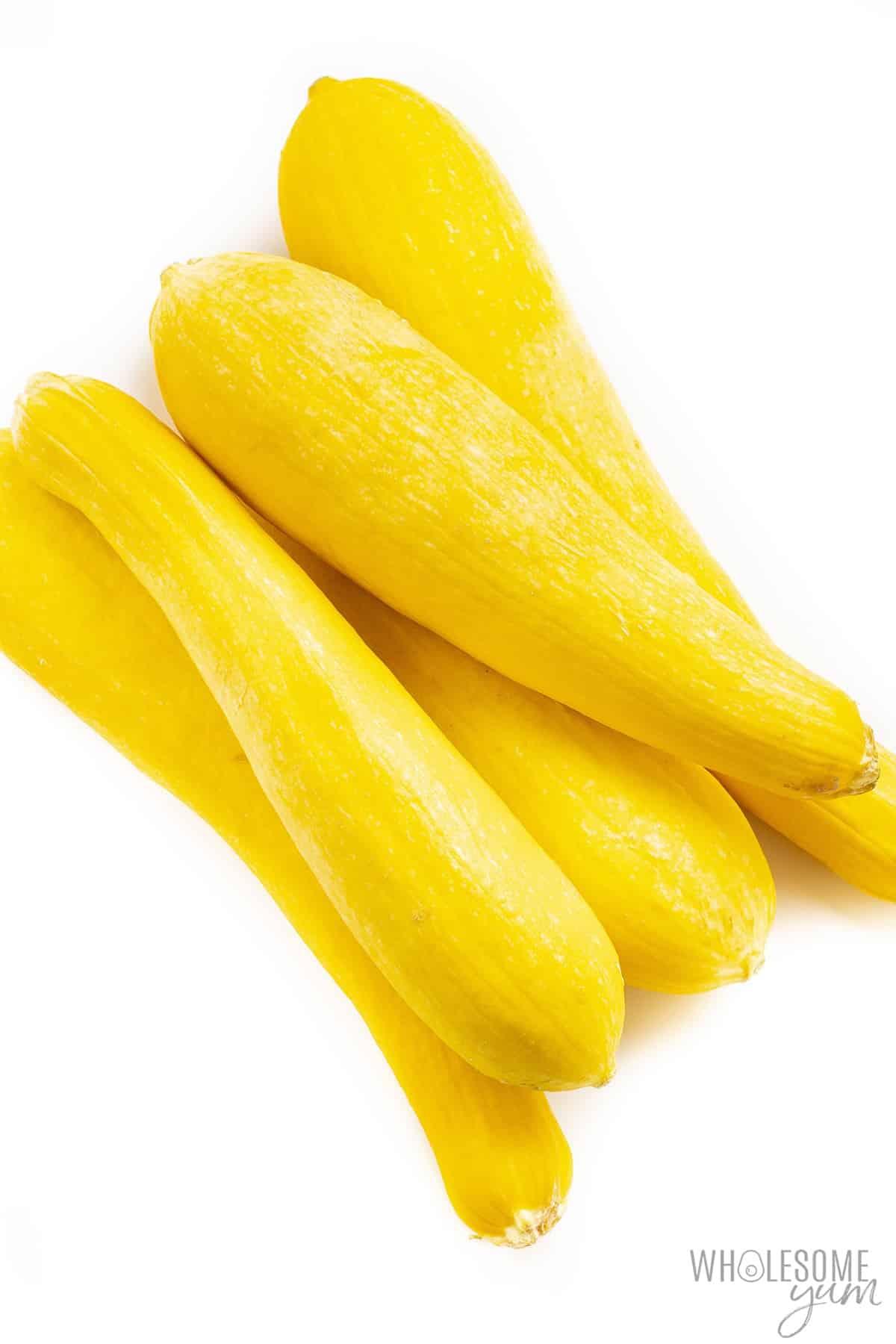 Is yellow squash keto friendly? These raw yellow squashes are keto.