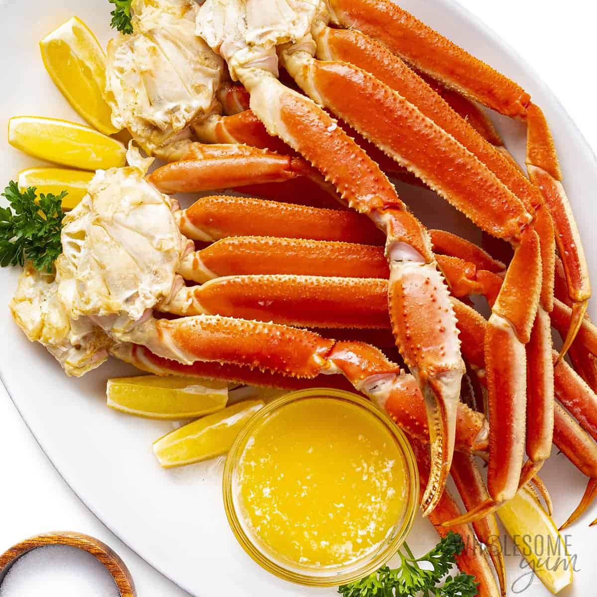 How to Cook Crab Legs (5 Ways!)