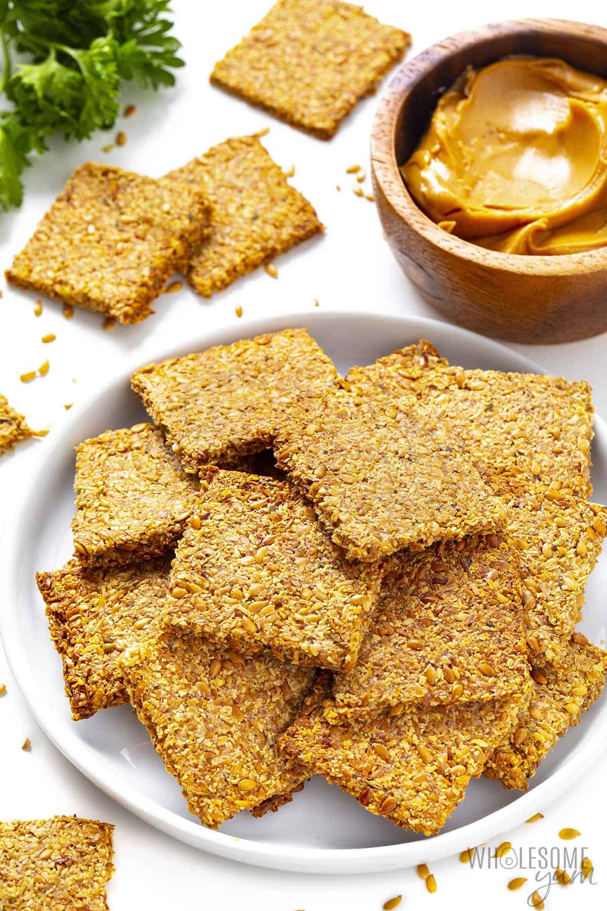 Crackers made with flax on a plate