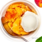 Healthy keto peach cobbler recipe in a bowl.