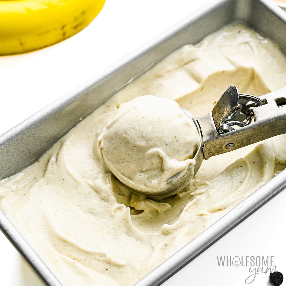 Banana ice cream with scoop.