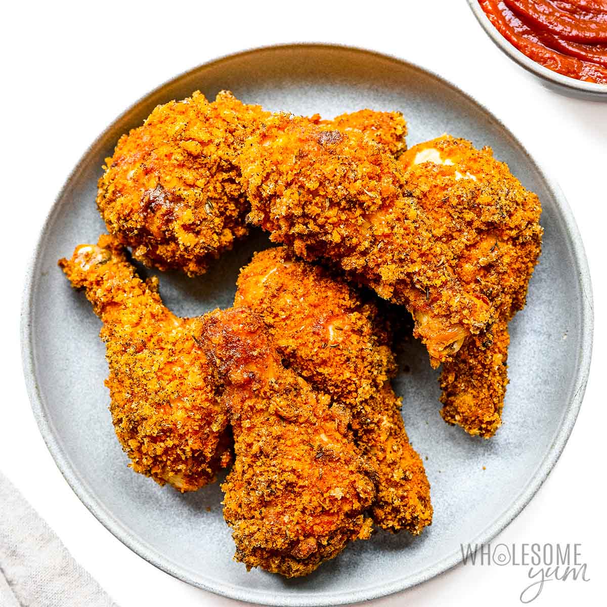 Keto Fried Chicken - Wholesome Yum - Easy healthy recipes. 10 ingredients or less.