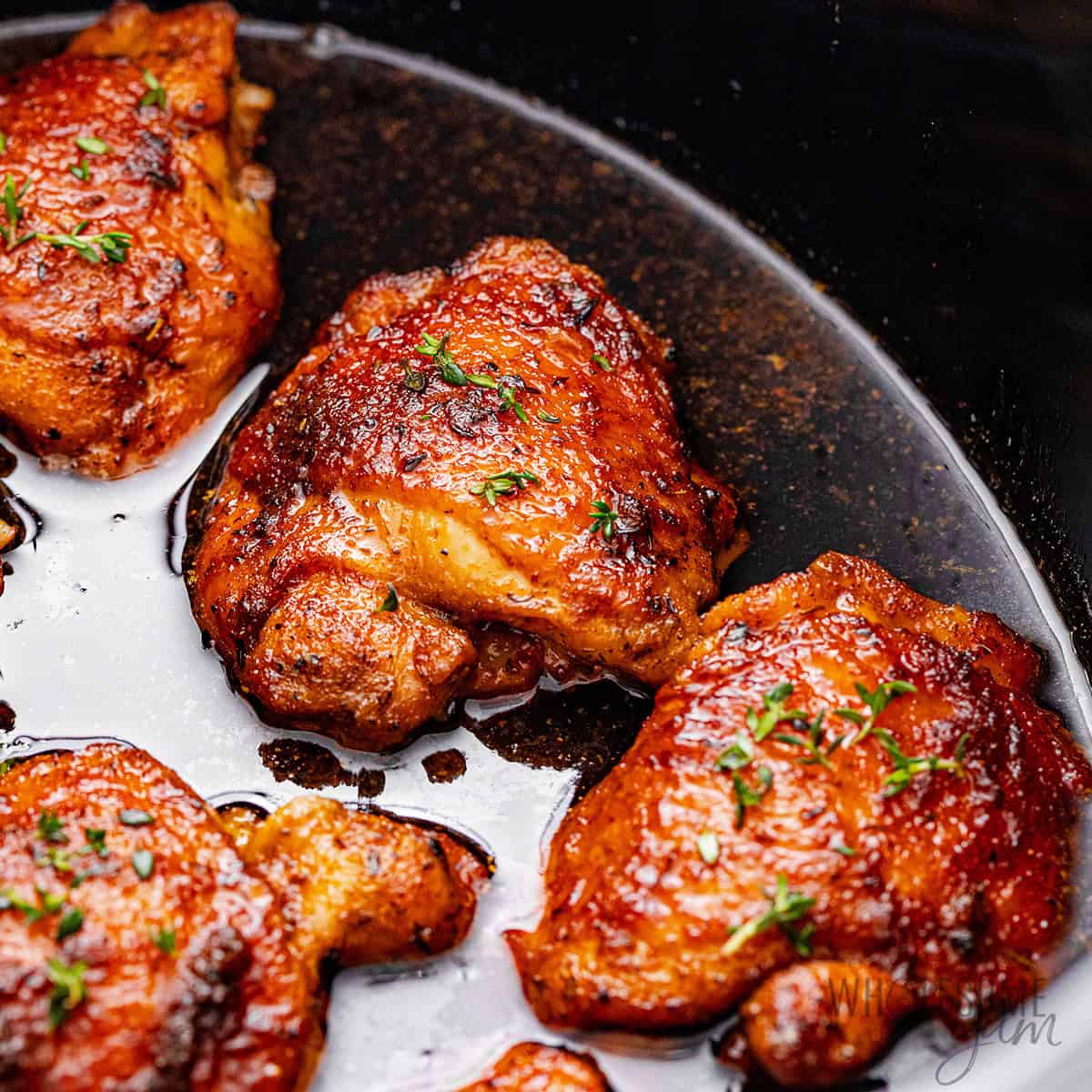 Crock Pot chicken thighs close up.