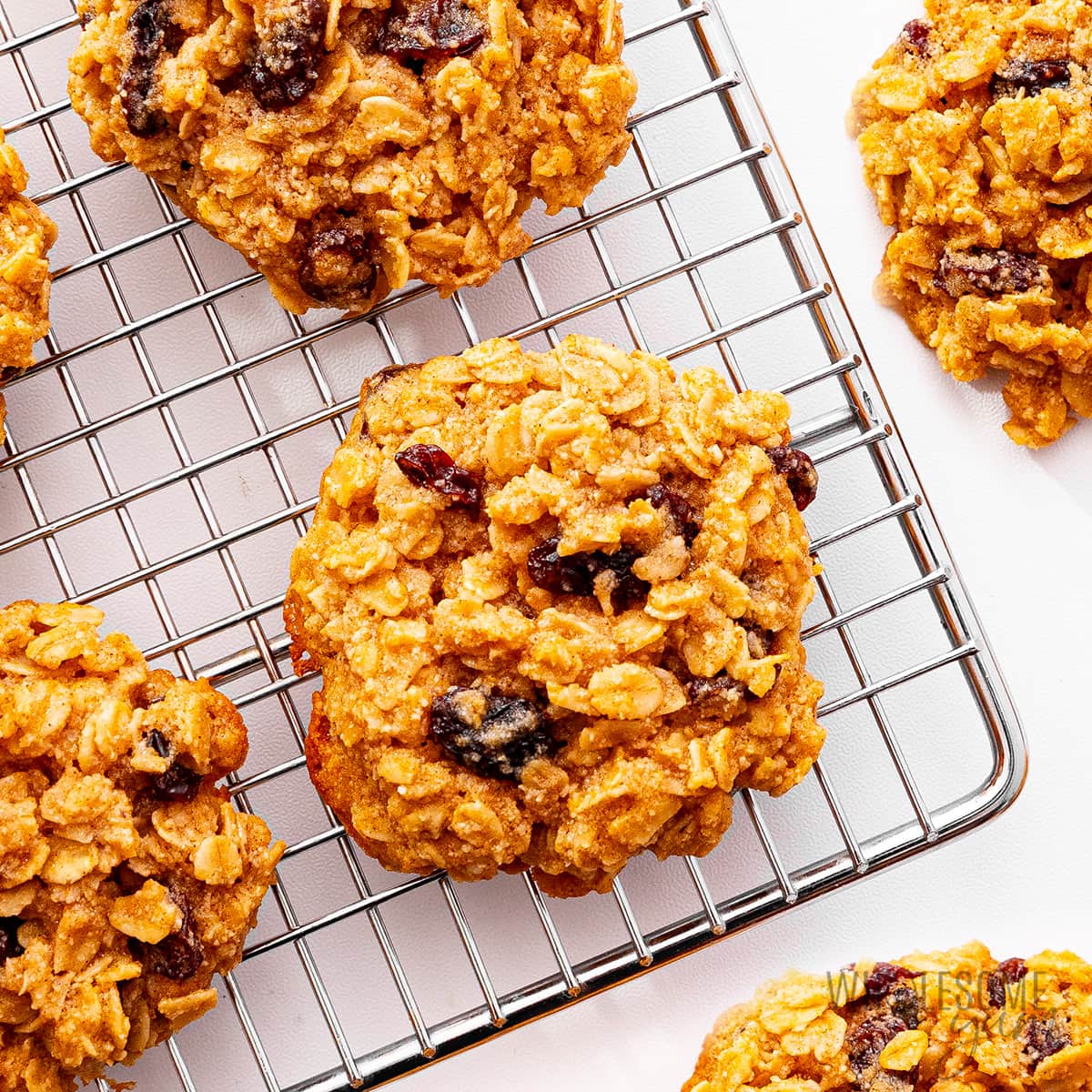 Healthy Oatmeal Cookies – Wholesome Yum