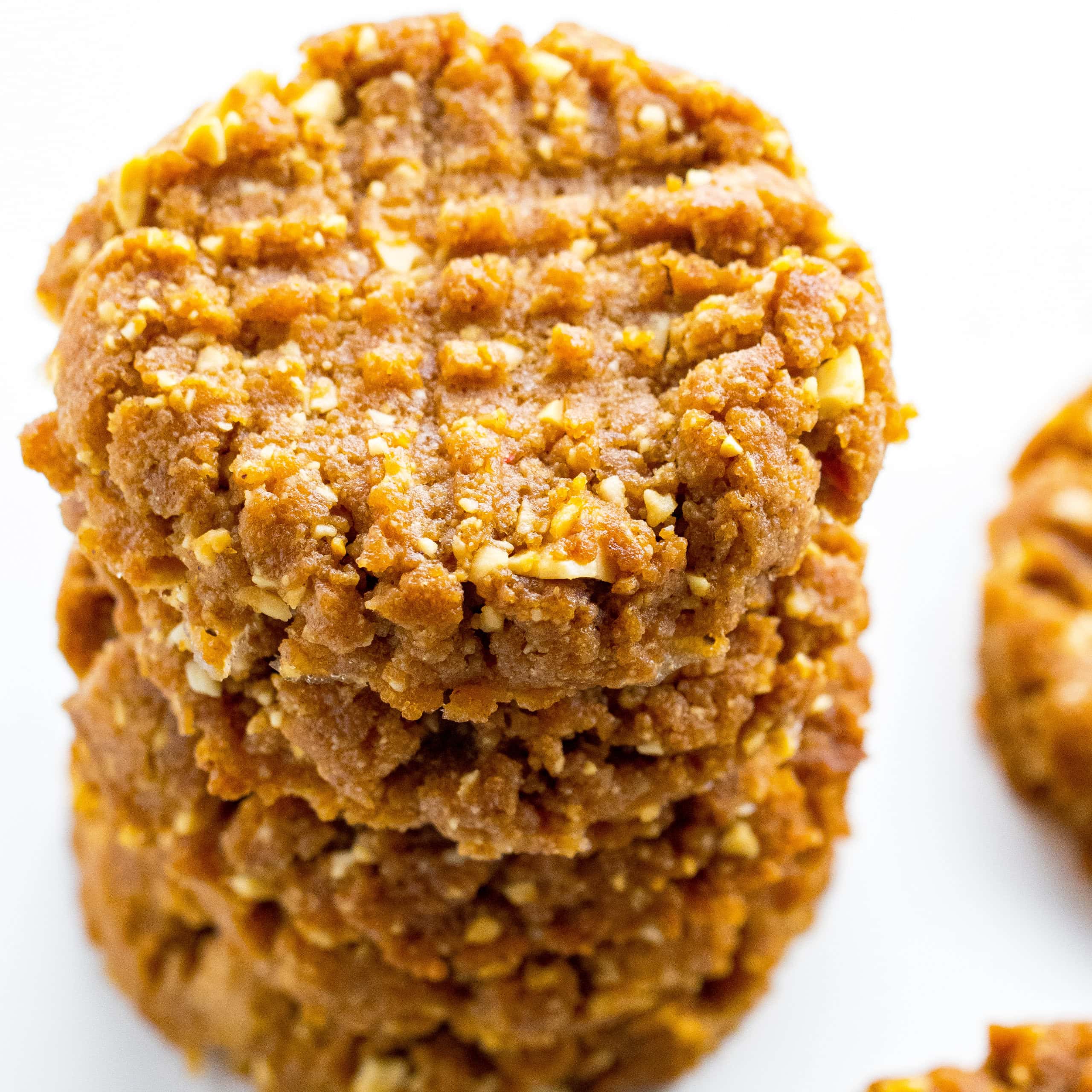 Keto Peanut Butter Cookies (Chewy & Crunchy)