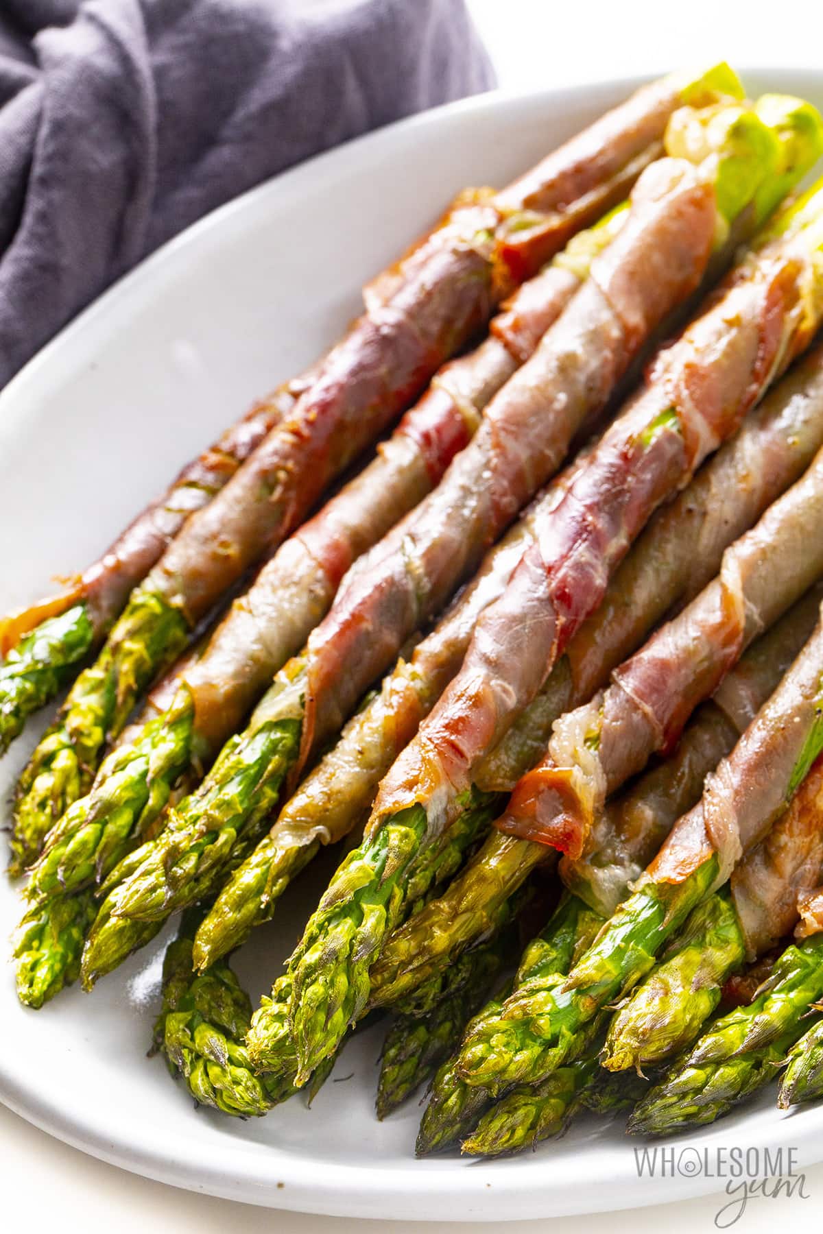 Asparagus appetizer on a plate.